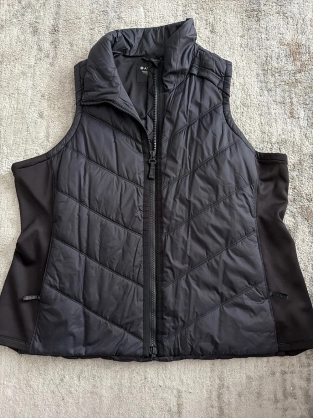 Athleta Black Puffer Vest